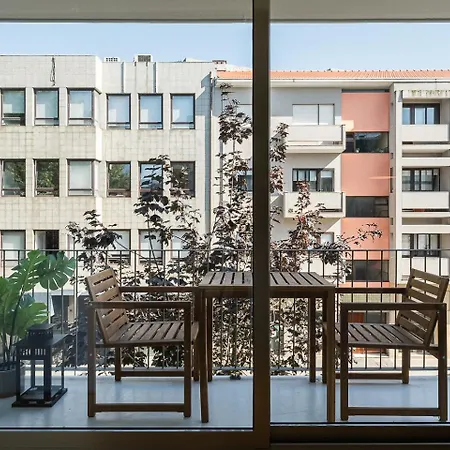 아파트 Guestready - Lux Staycation In Boavista 포르투